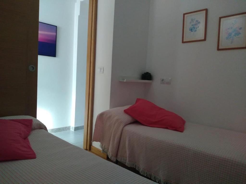 Apartamento Peregrinos Por La Costa Camino Portugues As Casetas Rosal Exterior photo